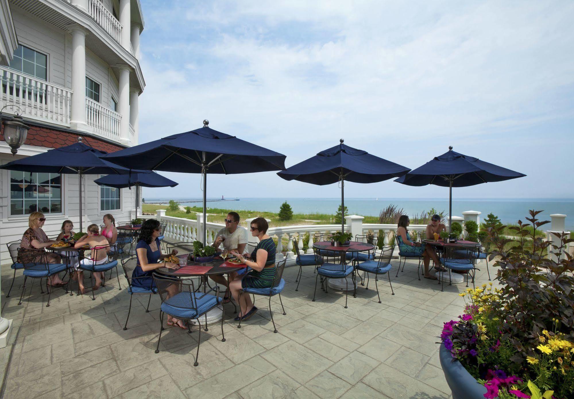 Blue Harbor Resort & Spa Sheboygan Exterior foto